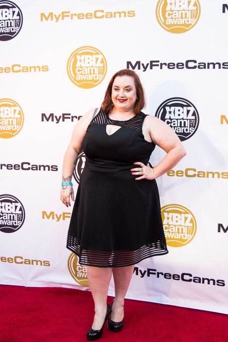 Curious Clover FREE xxx pornstar gallery