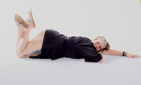 Naughtyy Duchess pornstar erotic pictures