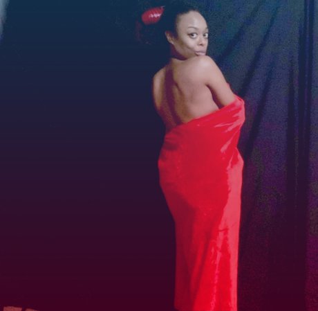 Nikali model sexy images