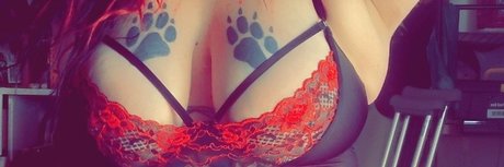 _CrazyRed_ pornstar pretty pics