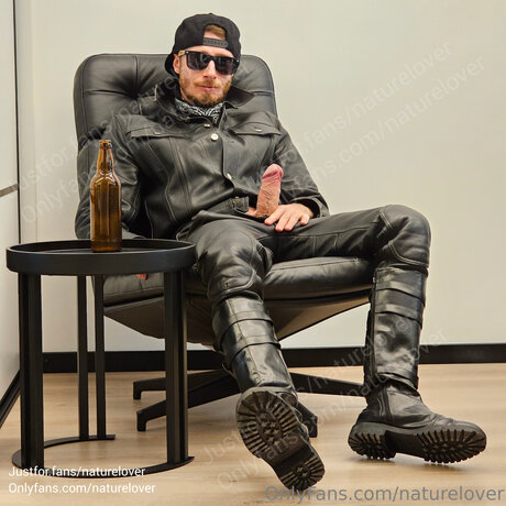 Naturelover XXL nude star image