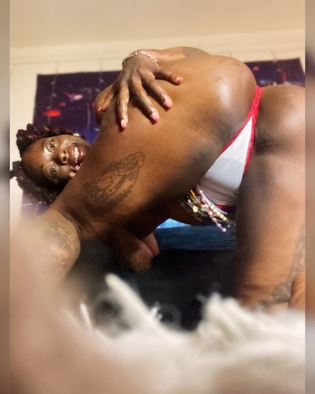 Beautifull beast86 model erotic img