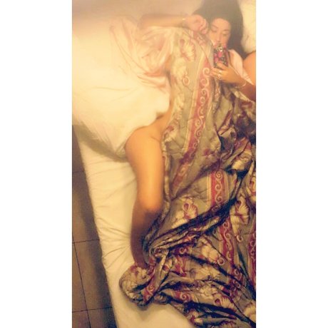 Nessixxxpremium naked star galleries