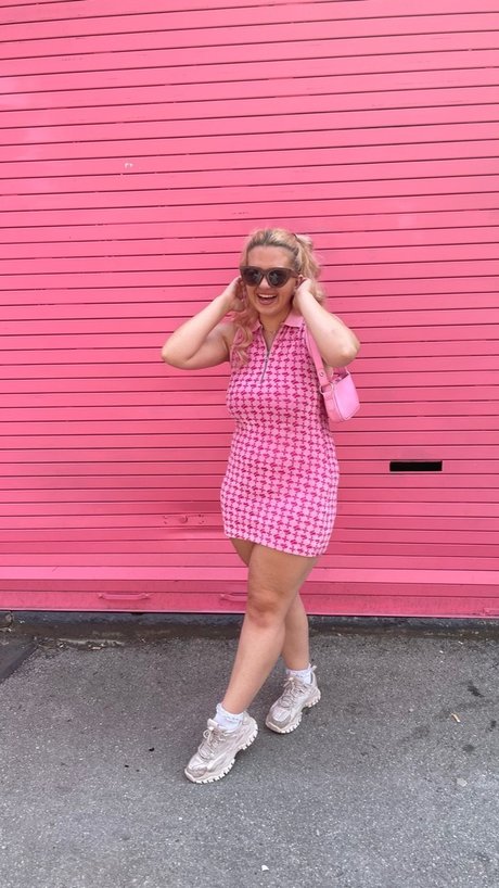 Nelly belly sex actress pic