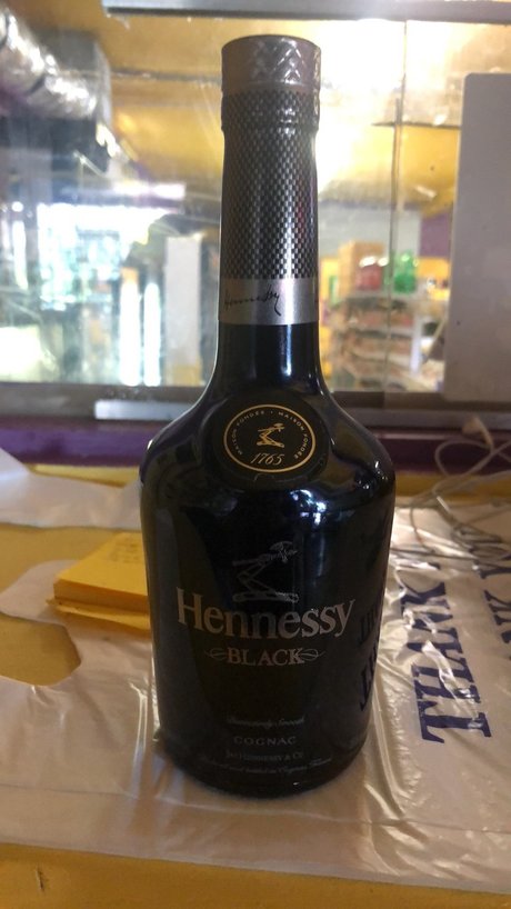 Lynell Johnson model pretty picture