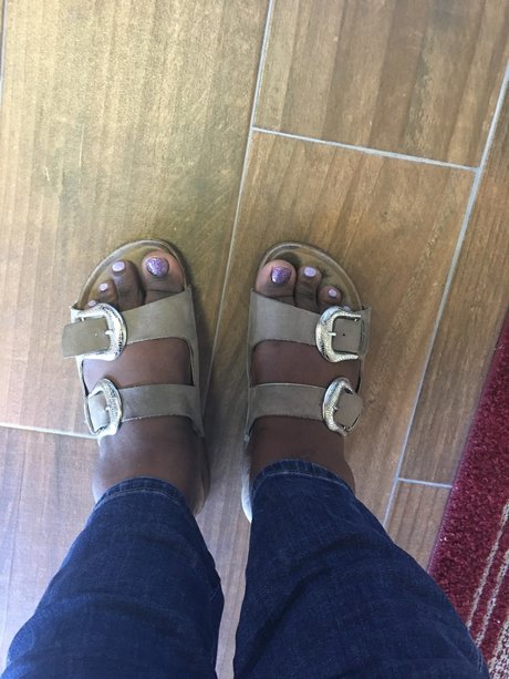 Neddie Toes pornstar sexy gallery