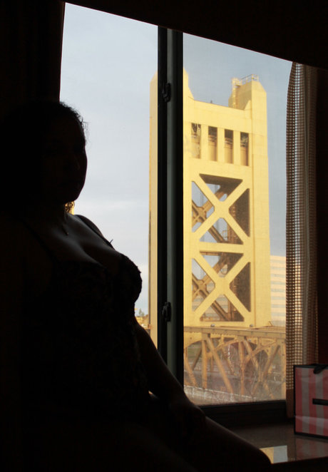 Curlyyycue_ model beautiful pictures