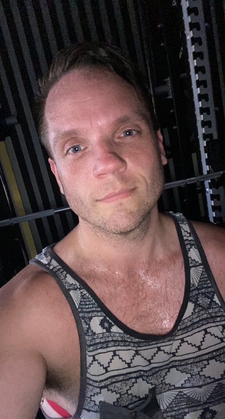 Horny Guy Perth hd pornstar img