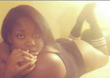 Ci Ci_ exclusive pornstar pic