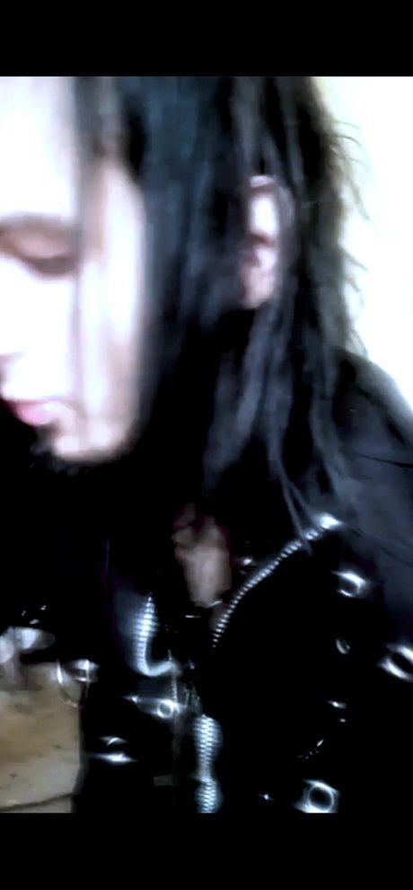 Alucio333 model perfect photo