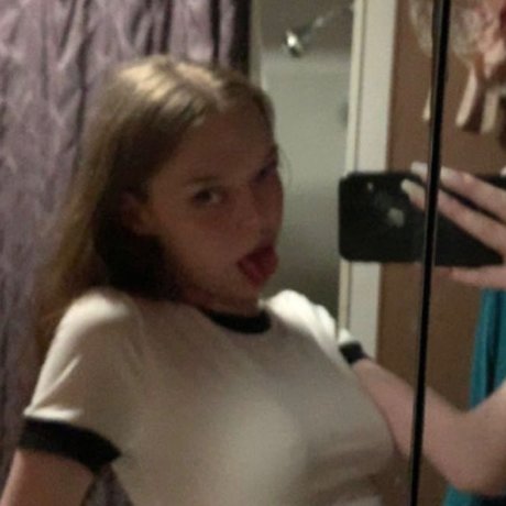 Nicky Harte model hd picture