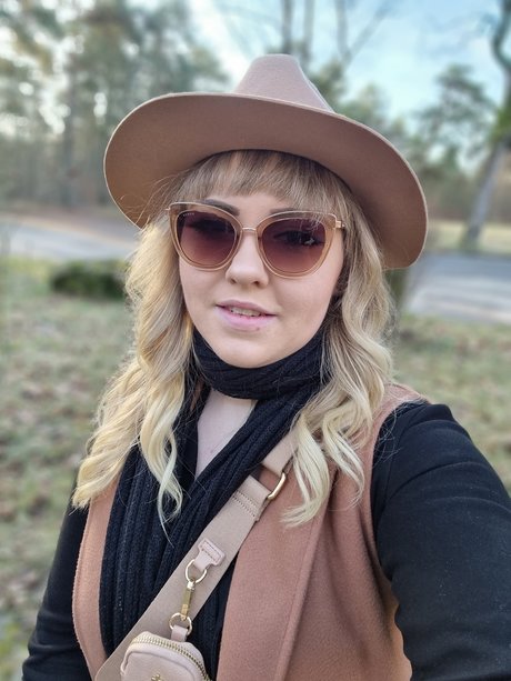 NickyOnFire pornstar naked pictures