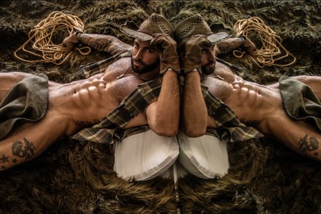 Nick Bayne hot model images