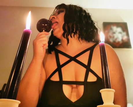 Bellatrixie sexy actress images