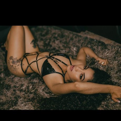 LeaPalmer model image