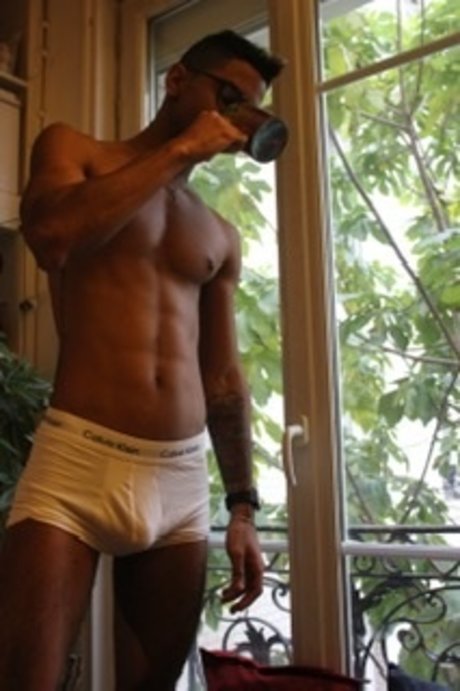 joekingdom39 nude model pictures