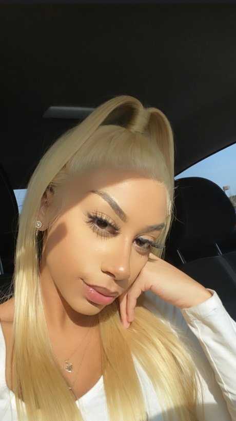 Balencei naked pornstar archive