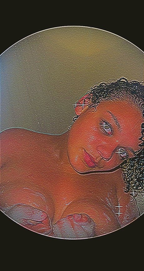 Nikki Kinney exclusive star pic