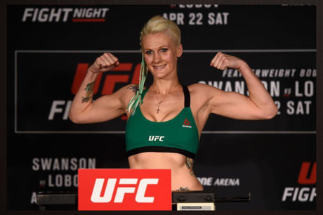 Cindy Battlecat Dandois pornstar erotic photos