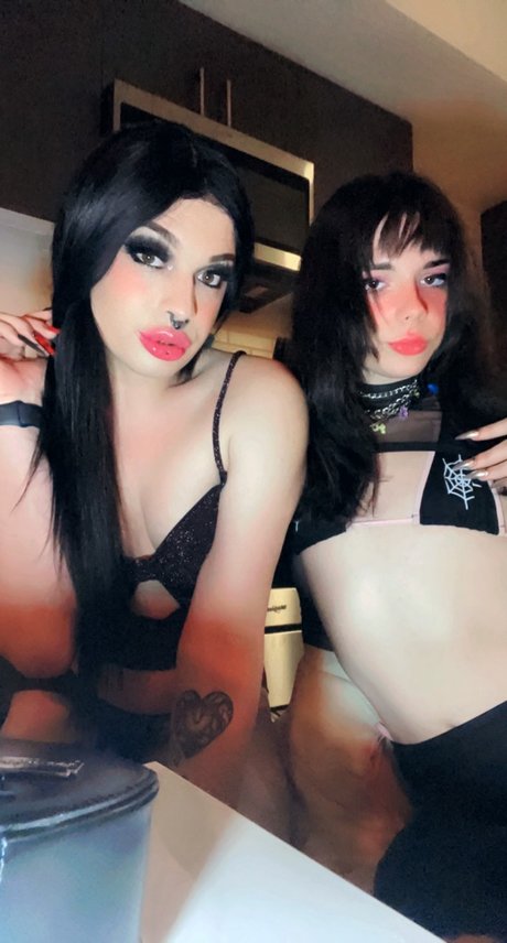 Vylette amp amp Squish pornstar free photos