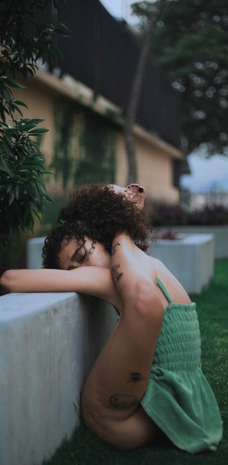 Aisakiraya erotic pornstar img