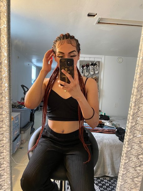 Alexis Dinero pornstar photo