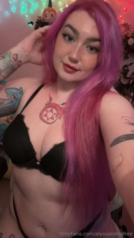 Alyssandria FREE pretty model photos