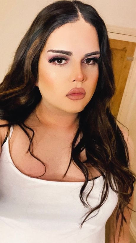 Nina Ishu hd pornstar archive