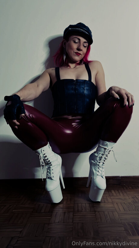 Nikky Divine star hot pictures