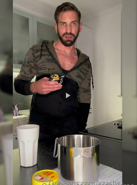 xzashx free xxx model photo