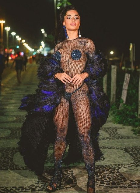 Aline Riscado erotic model pic