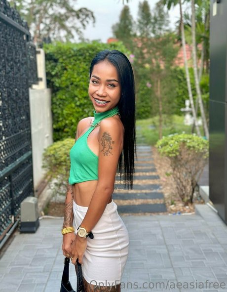 aeasiafree naked star photos