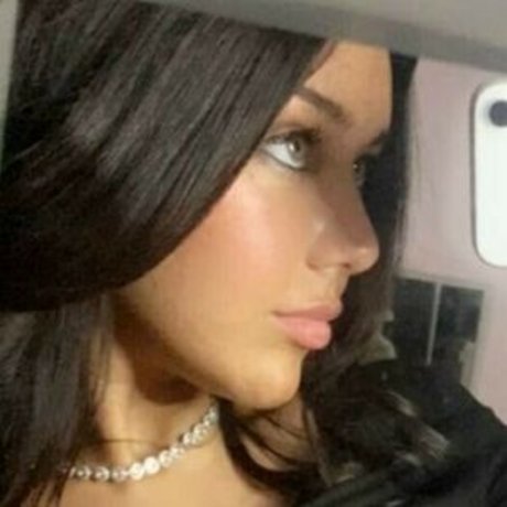 Amy Meechan model best photos