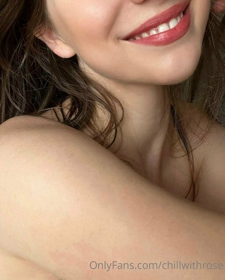 chillwithrose nude pornstar img