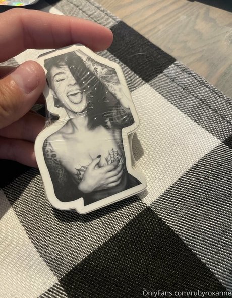 rubyroxanne porn star photos