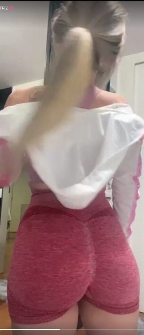 Amanda Beatriz star high quality pics