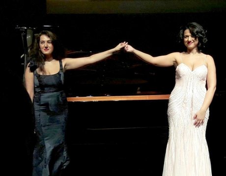 Khatia Buniatishvili model pretty archive