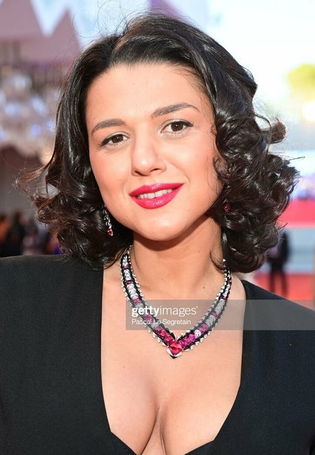 Khatia Buniatishvili art star photo