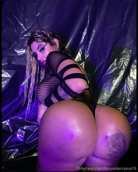 Lis Valderrama nice actress gallery