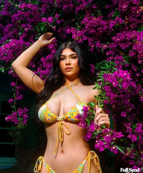 Aria Taylor star exclusive pictures