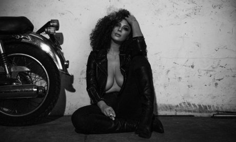 Leila Lowfire high quality star pics