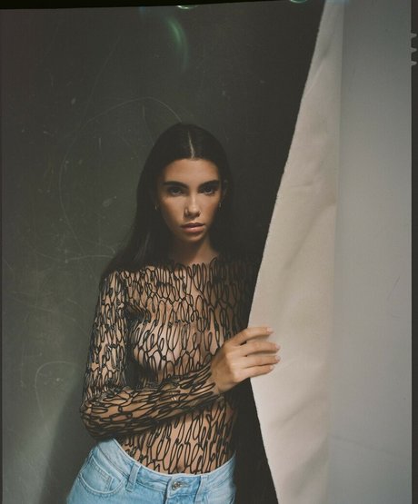 Cindy Mello model porn photo