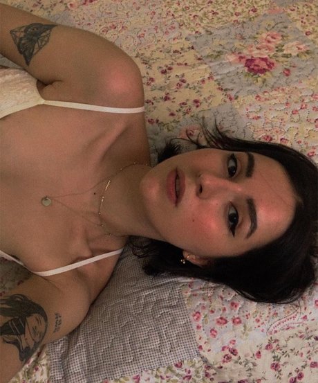 Marianna Tondolo model art images