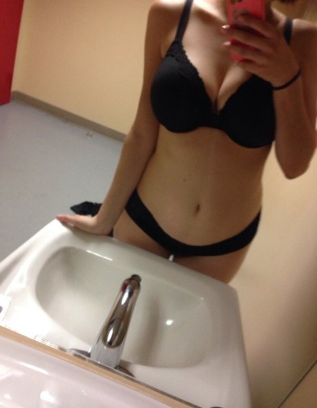 tiny onlyfans porn archive