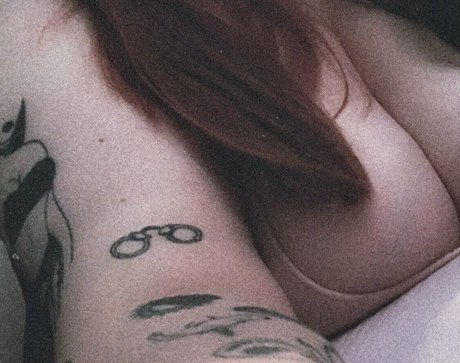 callmecaitlin17 naked star archive