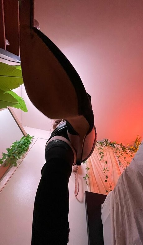 moyufree model perfect photos