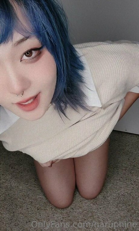 haruphine erotic model img