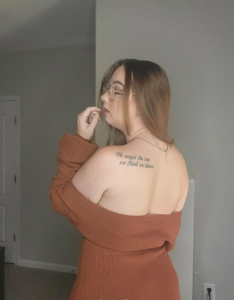 waverlyluxe sex model picture