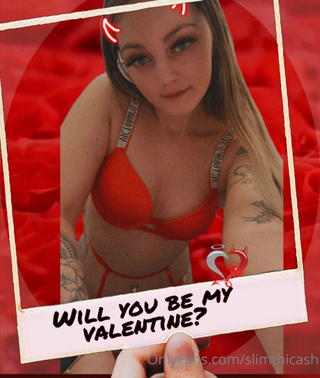 slimthicash pornstar adult photo