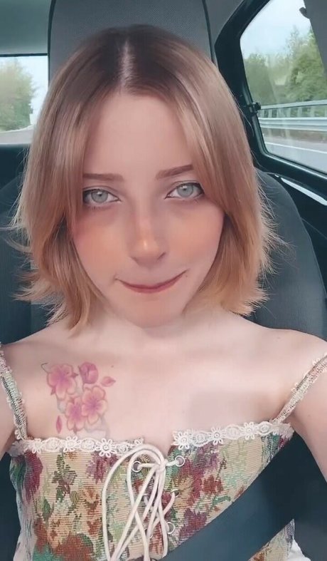 Agnese Innocente top actress pics